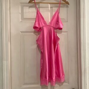 VS Cut out slip